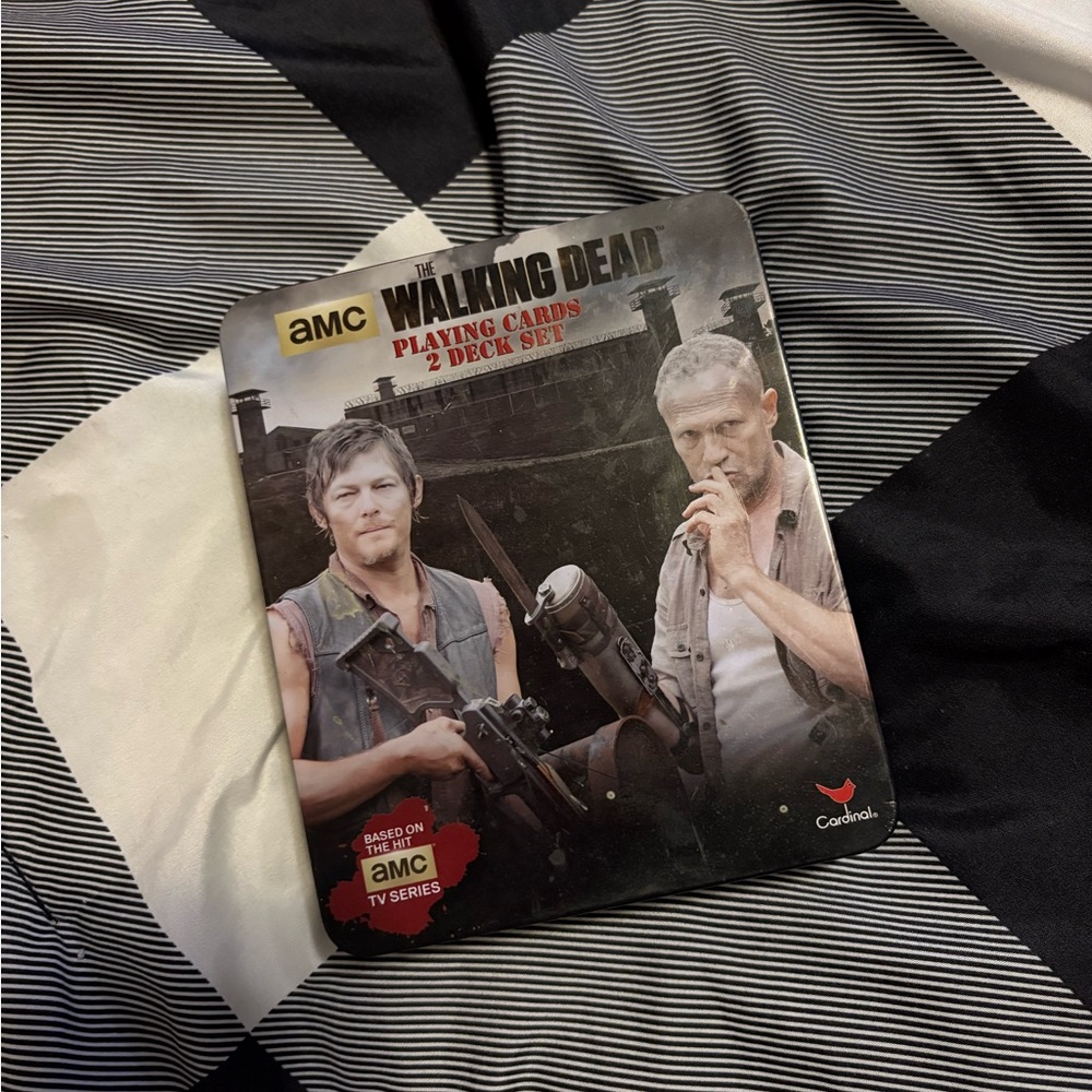 The Walking Dead Playing Cards 2 Deck Set